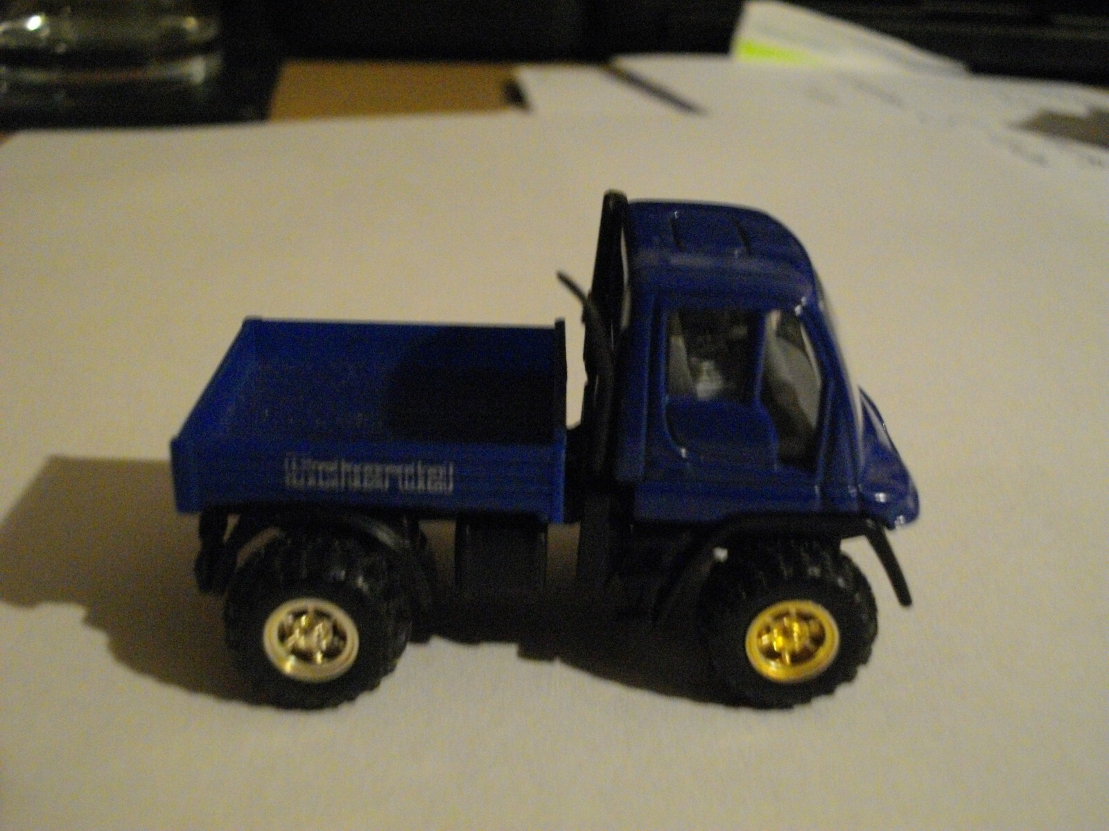 Picture 1 of 4