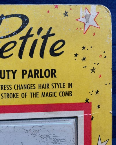Patti Petite Magnetic Beauty Parlor Toy Includes Magnetic Comb Vintage - Picture 9 of 16