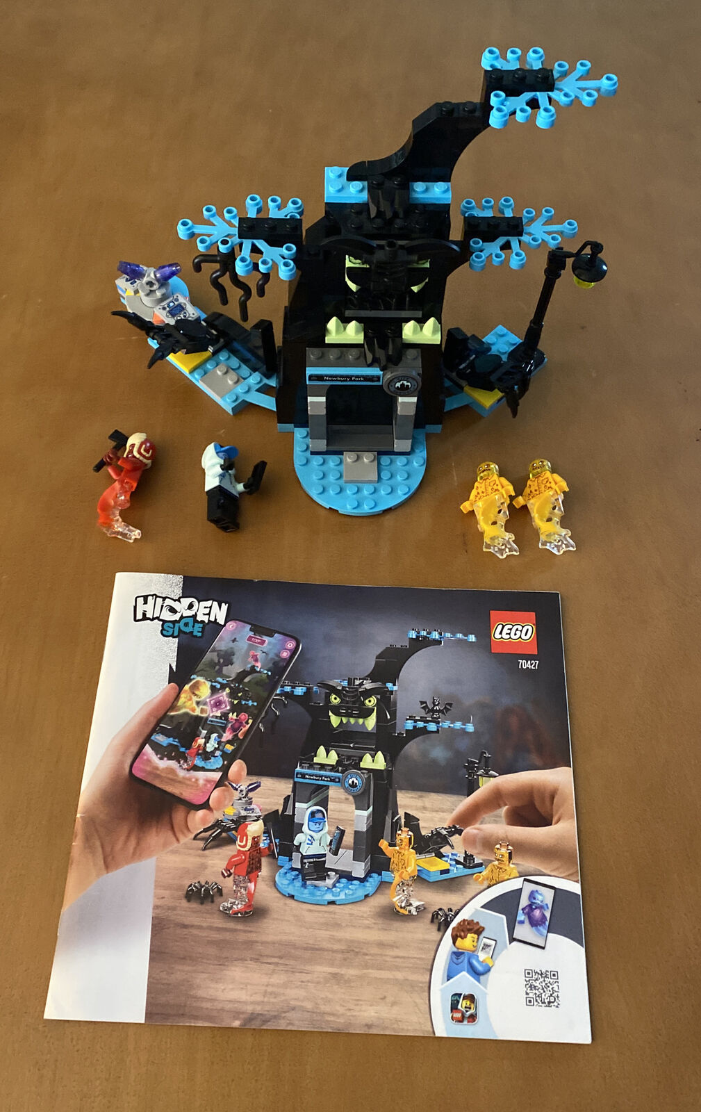 LEGO 70427 Welcome to the Hidden Side - Complete - No Box