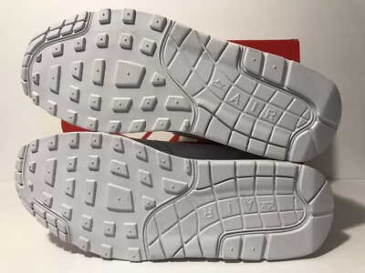 air max 1 tongue tab