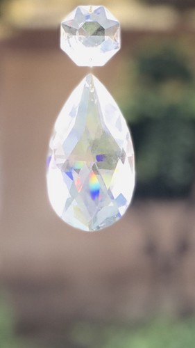 CRYSTAL GLASS PRISM SUN CATCHER MOBILE WIND CHIME SUNCATCHER - Picture 4 of 8