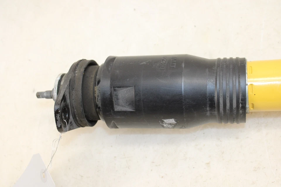 Amortiguador trasero derecho Bilstein Dodge Challenger Scat Pack 2019-2022 OEM MX47 Foto 3 de 4