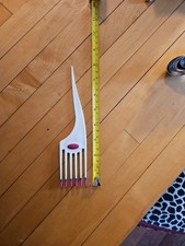 Vtg Small Goody Grip- -Lift Hair Pick Comb White And Pink