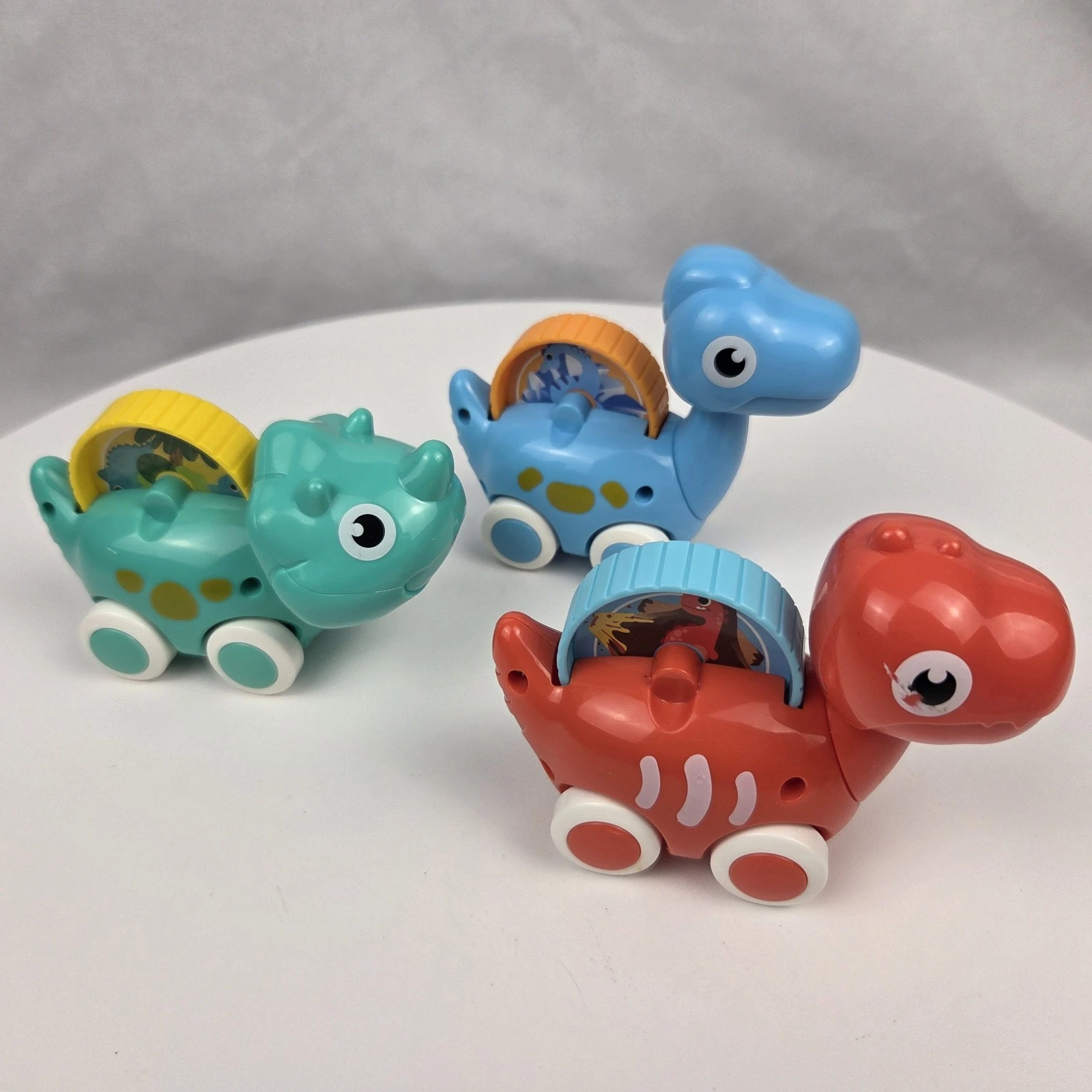  brinquedos carro dinossauro plástico 