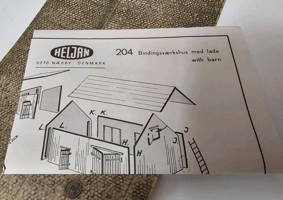 Heljan B203 HO A-Frame  Farm house and Barn - New, open box kit - Image 4 of 4