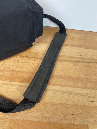 Vintage Z-Bag USA Camera Bag – Black w/ Teal Interior – Shoulder Strap – Padded - Picture 6 of 9