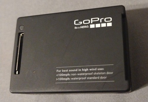 GoPro HERO4 Action Camera with accessories - Picture 3 of 6