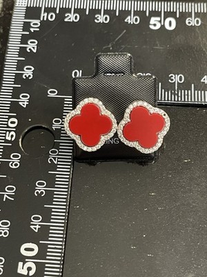 Aretes Clover,  Color Rojo, Plata 925 3.4 Gramos