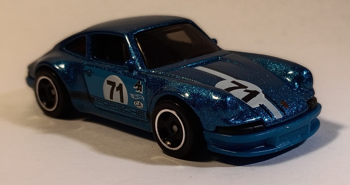 Hot Wheels '71 Porsche 911 Blue MultiPack Exclusive New w/No
