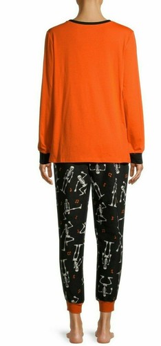 -HALLOWEEN FAMILY PAJAMAS SET FLEECE PANTS BOO GLOWS IN DARK WOMEN 2T,M,XL,3X - Picture 4 of 4