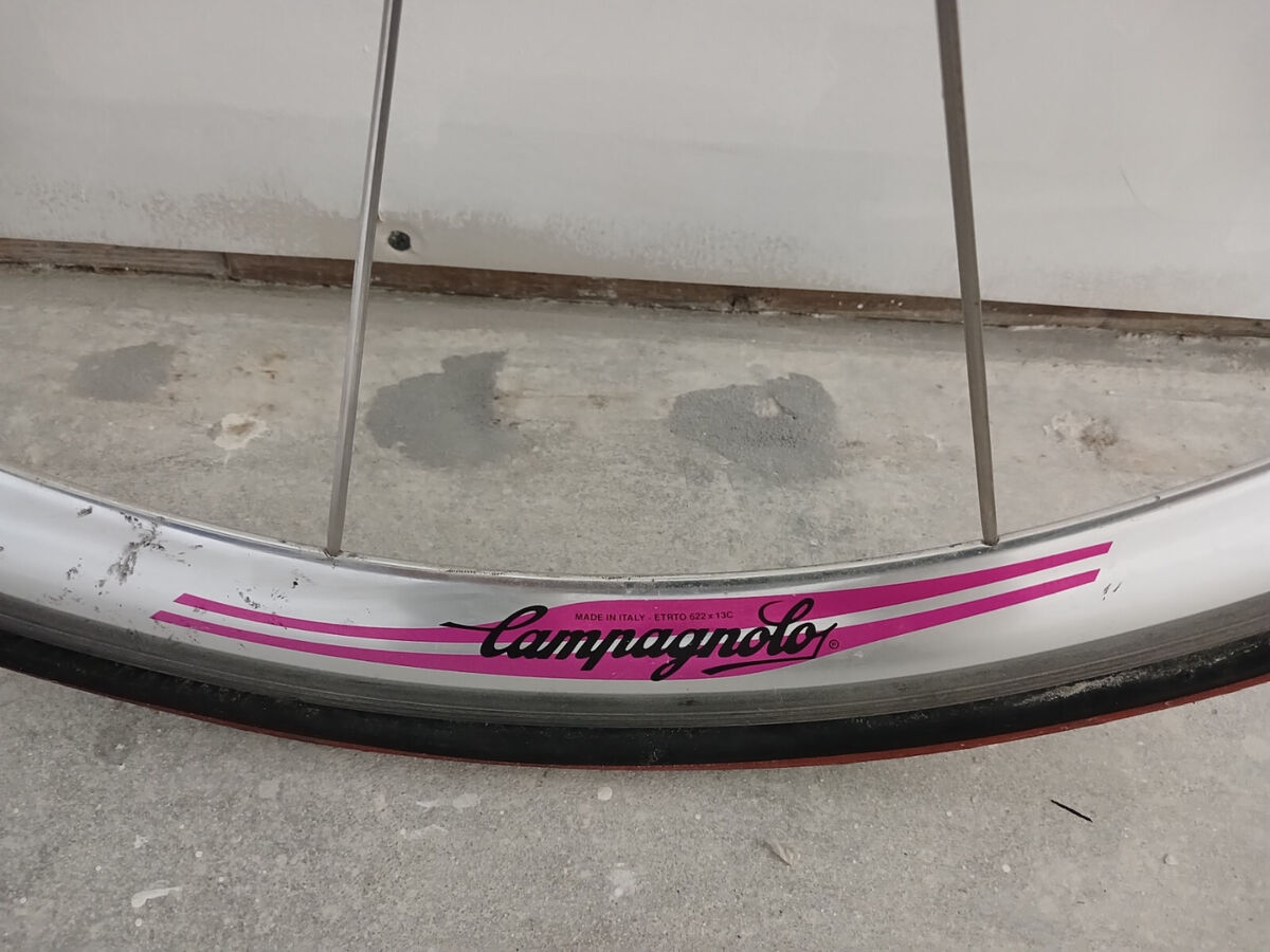 Campagnolo Shamal 12-HPW Titanium Front Wheel, Clincher with Campagnolo Shamal 12-HPW Titanium Front Wheel, Clincher with