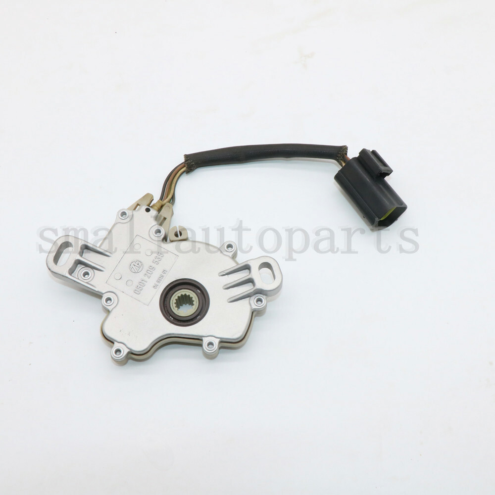 Neutral Safety XYZ Switch 0501209535 for 1999-2002 Range Rover