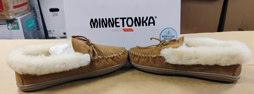Minnetonka Womens Alpine Sheepskin Moccasin Golden Tan Size 9 - Picture 2 of 6