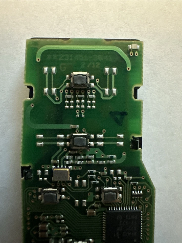 ORIGINAL TOYOTA SIENNA 21-24 OEM SMART KEY LESS ENTRY REMOTE FOB BLUE LOGO BLANK - Image 4 of 4