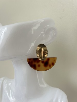 Tortoiseshell Half Moon Earrings Gold Tone Statement Acrylic Dangle 2 