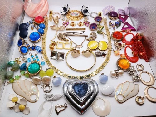 Vintage Gold And Silver Toned Costume Jewelry Necklaces, Rings, Earrings Lot #2