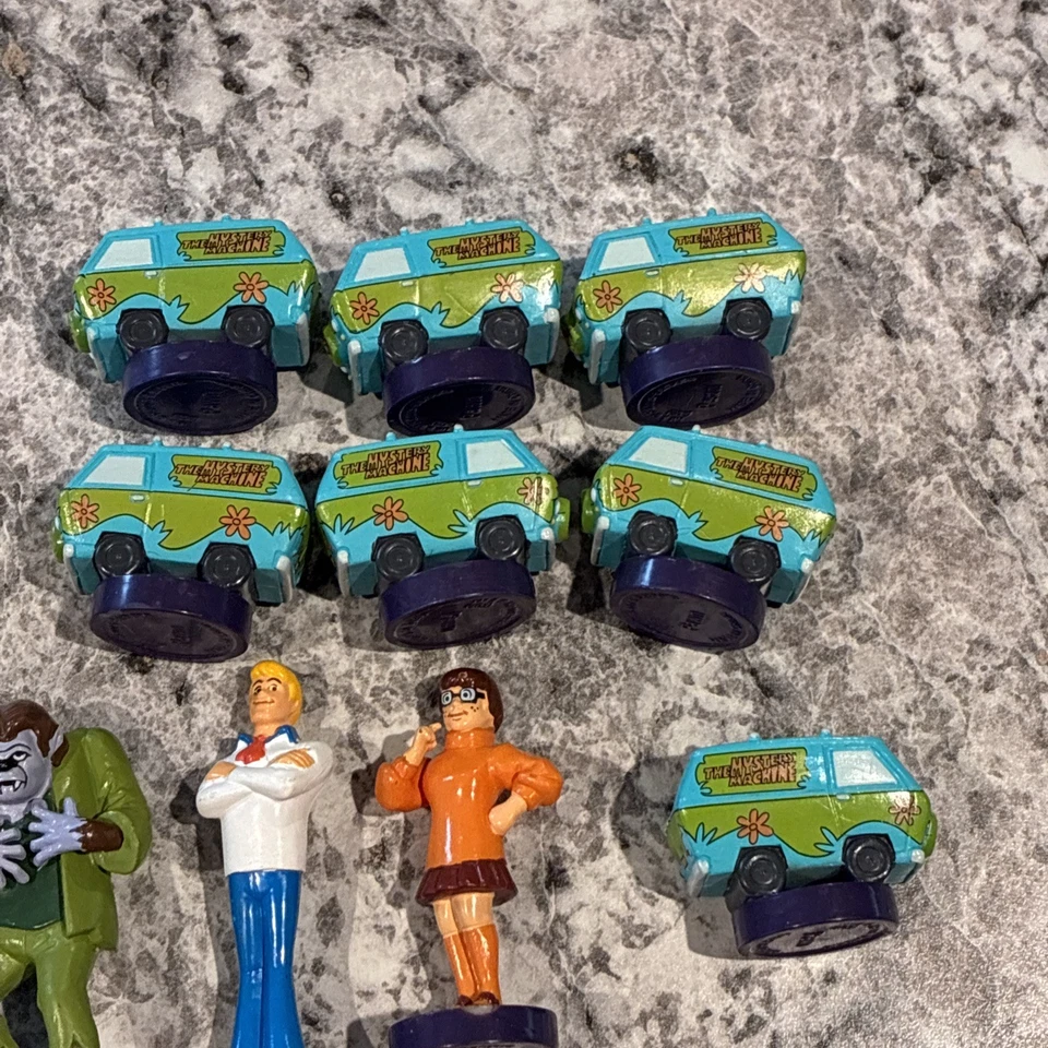 Lote De 17 Piezas De Repuesto Ajedrez Scooby Doo Velma Fred Gypsy Dracula Foto 3 de 4