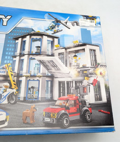 LEGO 60141 Police Station MISB New Sealed EOL City Town Police Retro