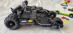 LEGO Batman: The Tumbler: Joker's Ice Cream Surprise (7888)+bat024 (read)
