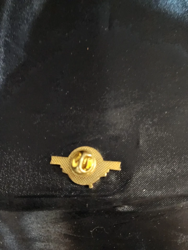 New York Yankees 2003 World Series Championship Pin Chase Bank 1947 Baseball - Image 2 of 3