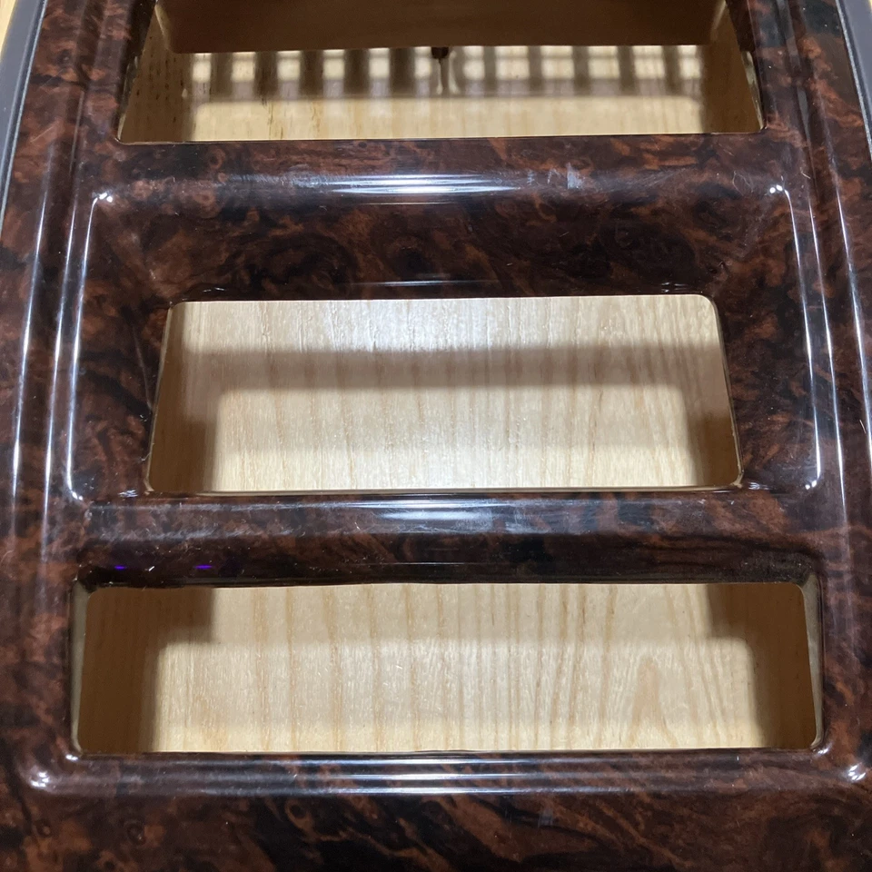 Jeep Cherokee XJ 1997 a 2001 radio de madera albahaca; algunas pequeñas imperfecciones 8/10 Foto 4 de 4