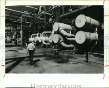 1988 Press Photo Lyondell Petrochemical employee walks Houston plant site