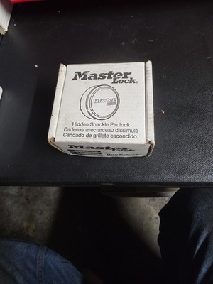 Master Lock  6270 Hockey Puck padlock High Security 