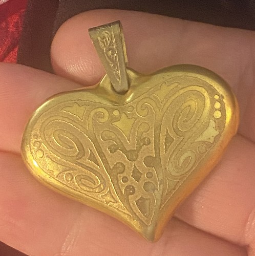Rosenthal Marktredwitz Germania Gold Heart Porcelain Pendant