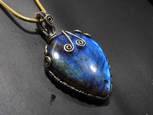 Labradorite Brass Pendant Silver Oxidised Polished Wire deigning Jewelry - Picture 5 of 8