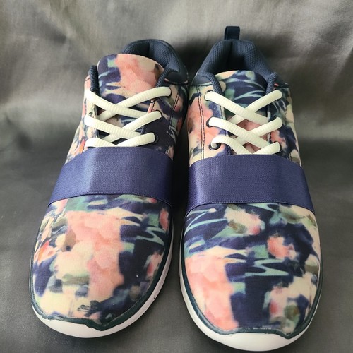Just Fab Sneakers Shoes Womens Size 10 Navy Blue Floral Rahda Lightweight - Picture 2 of 7