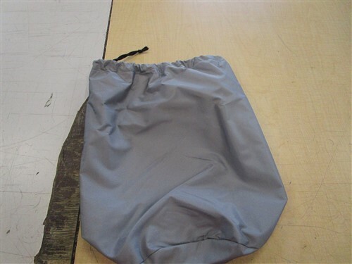 BASS PRO SHOPS 2165383 UNIVERSAL JON BOAT COVER GREY 10' - 12' X 52" MARINE - Picture 7 of 11