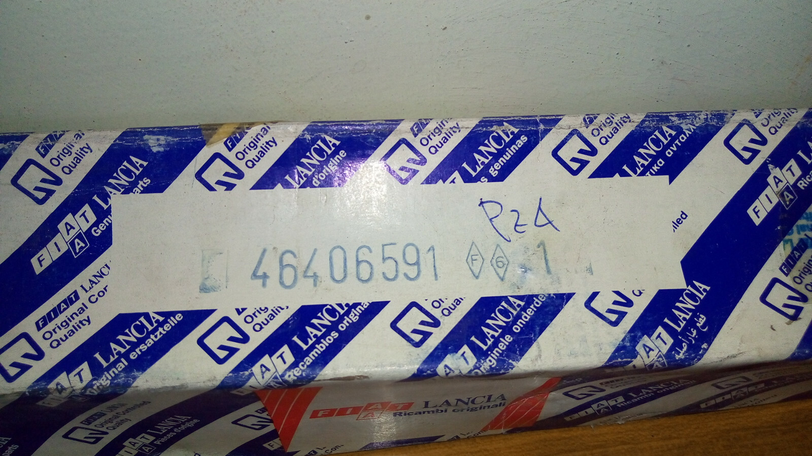Foto 2 di 2