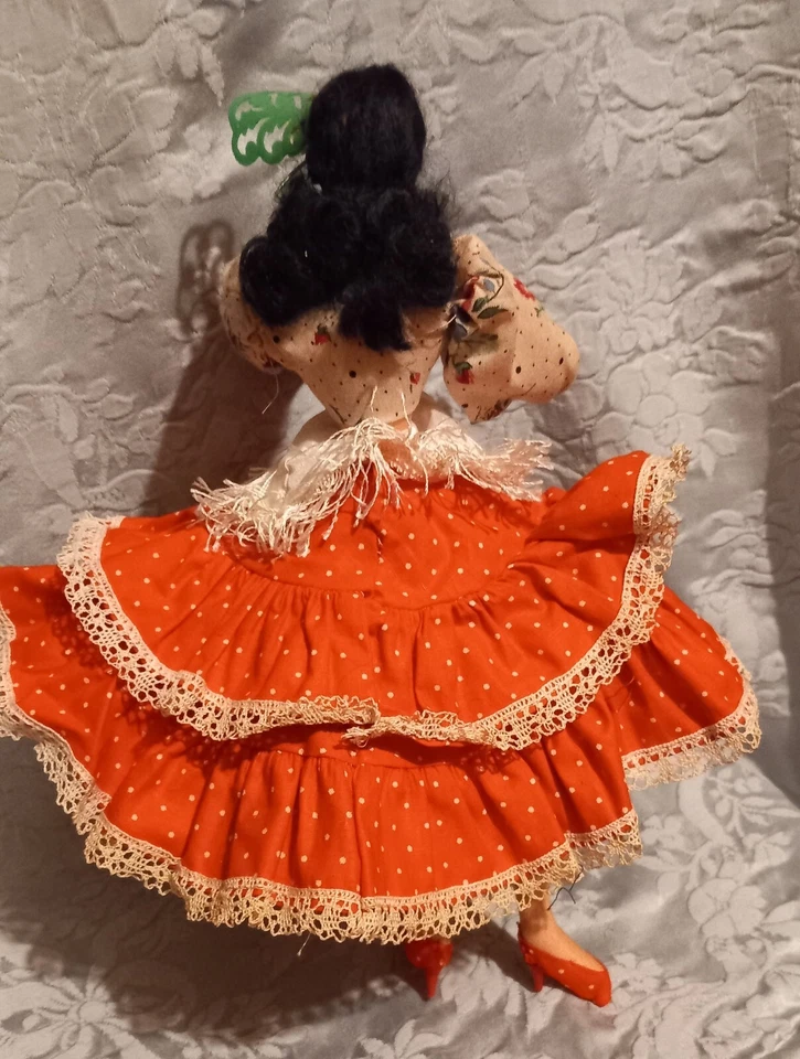 GRANDE POUPEE COSTUMEE EN  TISSU DANSEUSE FLAMENCO   HAUTEUR 29 CM ANNEES 1950 - Photo 4/4