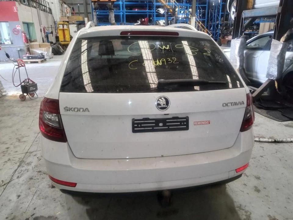 Skoda, Octavia Alternator Petrol 1.4, Czda Code, Valeo, Ne, 09/13 09/20 - image 4 of 4