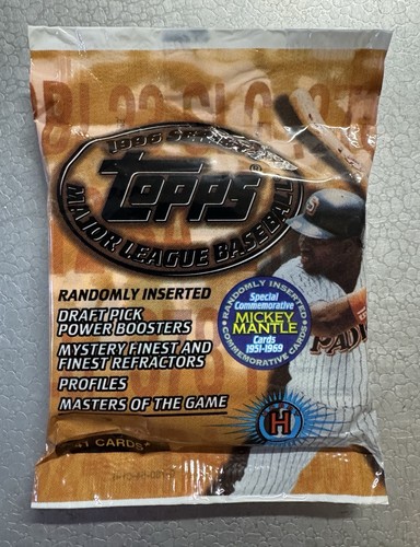 1996 Topps Baseball Ser 1 Hobby - 1 Pack-41 Cards -Commemorative Mickey Mantle - Picture 1 of 2