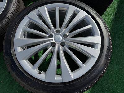 RANGE ROVER RIMS FIRST EDITION 23  WHEELS OEM GENUINE M8E21007JB LR LAND ROVER