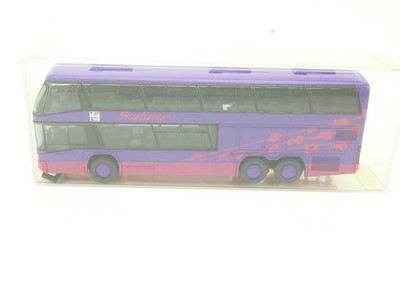 Rietze H0 Modellauto Bus MAN Neoplan Skyliner ''Lila / Pink''