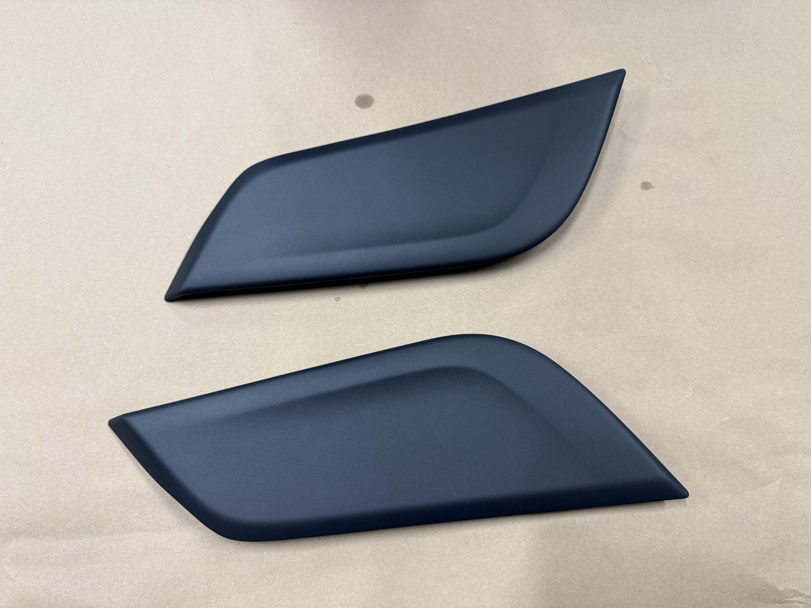 2024-2025 Ford Mustang GT LH RH Pair Side Plastic Knee Pads Panels - OEM