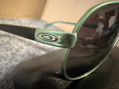 Oakley Feedback Aviator Sunglasses Polarized Green Frame  display picture 3