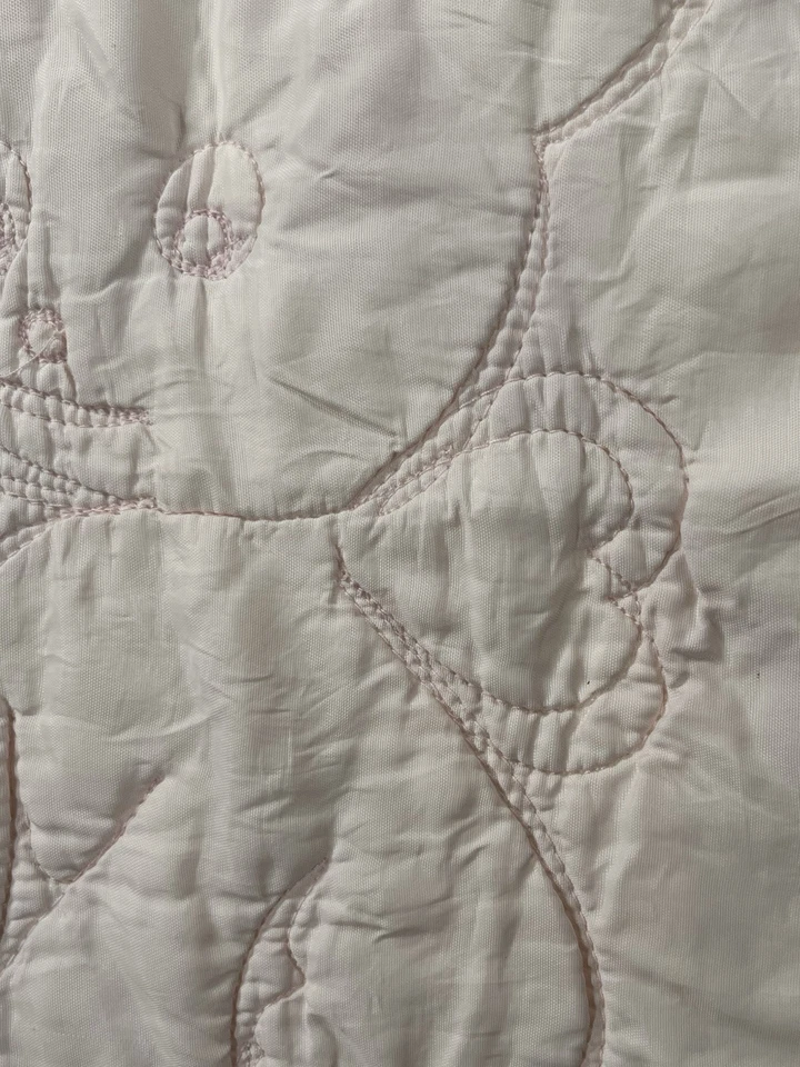 Manta de nailon rosa pastel hecha a mano para cuna de gatito de colección con volantes guardería Foto 4 de 4