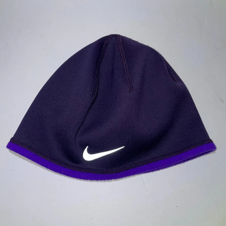 Nike Run Therma-Fit Reversible Púrpura Polar Gorro Talla M/L Foto 2 de 4