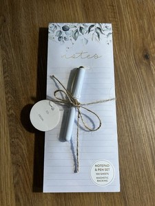 Magnetic Paper notepad with pen set, botanical greenery design. Lena & Liam
