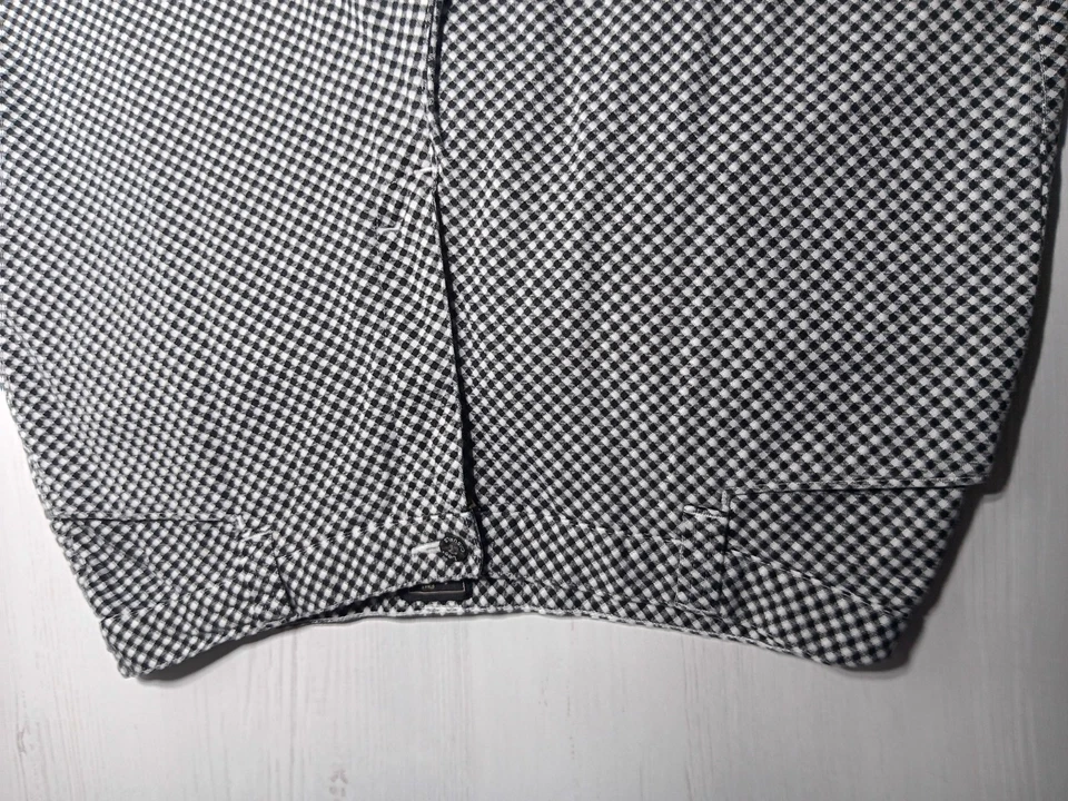 LEE Women's Black/White Checkered Cropped Capri Pants Plus 18W - Image 2 of 4