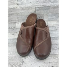 Clarks Bendables Brown Leather Clogs Mules Button Detail 66788 Women 10W Wide