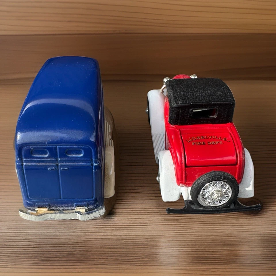 Lionel/Ertl F085 - Delivery and Fire Chief Car - Image 4 of 4