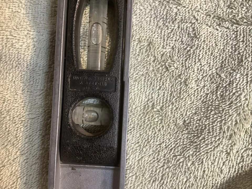 Vintage Stanley 264 Cast Aluminum 9” Torpedo Level 3 Vials 42-164 - Image 4 of 4