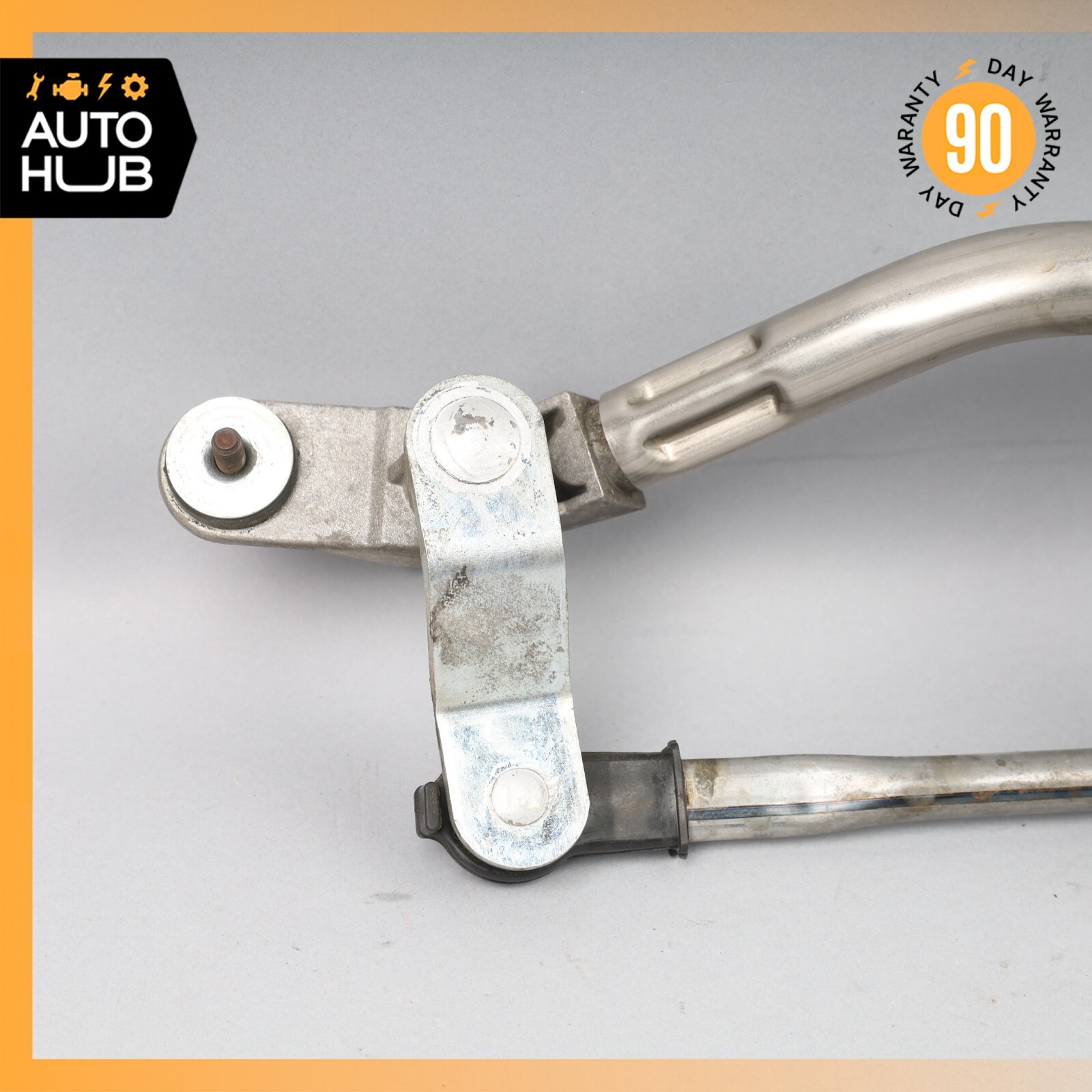 08-19 Maserati GranTurismo M145 Front Windshield Wiper Linkage Arm OEM