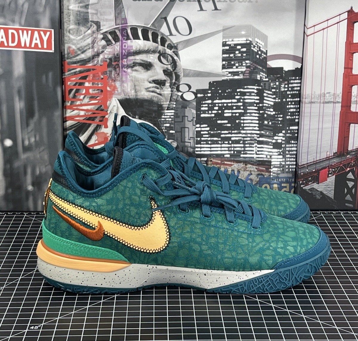 Nike Zoom LeBron NXXT Gen Geode Teal Low Top DR8784-301 Size 14- Like New! Nike Zoom Lebron NXXT Gen Geode Teal Shoes DR8784- 301 Men main image 4