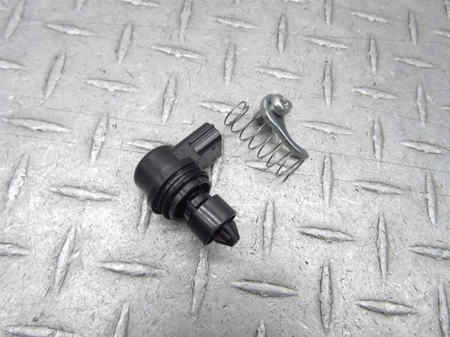 2023 22-23 Yamaha YZFR7 YZF R7 Idle Speed Control Valve Sensor ISC Assembly - Picture 3 of 10
