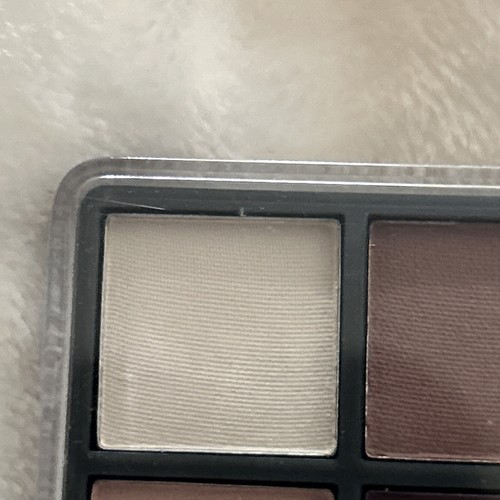 Ulta Beauty Eye Shadow Quad bone, nude pink, light blush, berry new 0.02 oz - Picture 3 of 8